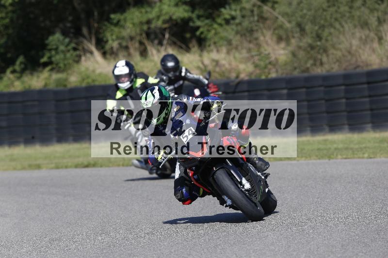 /Archiv-2025/49 26.08.2025 Cornu Master School ADR/gruen-vert/54